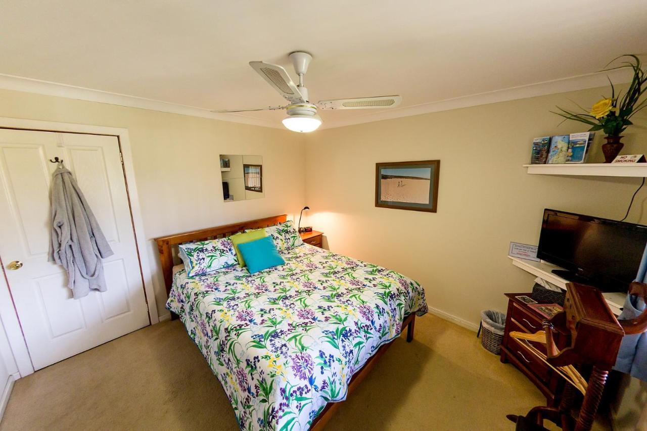 Broadwater Bed And Breakfast Busselton Exterior photo